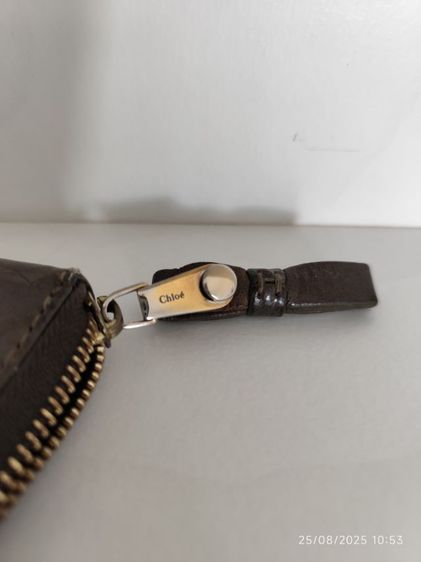 กระเป๋าสตางค์ Chloe สีเขียวทหาร มือสองขายตามสภาพขอคนรับได้ รูปที่ 16