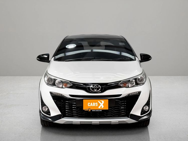 Toyota Yaris 2020 1.2 High Cross Sedan เบนซิน ไม่ติดแก๊ส เกียร์อัตโนมัติ ขาว รูปที่ 3