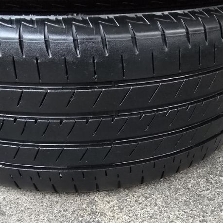 205​ 50​ 17​ ปี23 Bridgestone Turanza​ T005A​
นุ่มเงียบสุดๆพร้อมใช้อีกนาน​ ผลิต​กลางปี23 ติดรถลงพื้น​ปลายปี​​ ชุด​4เส้น​ 4,900​ บาท รูปที่ 4