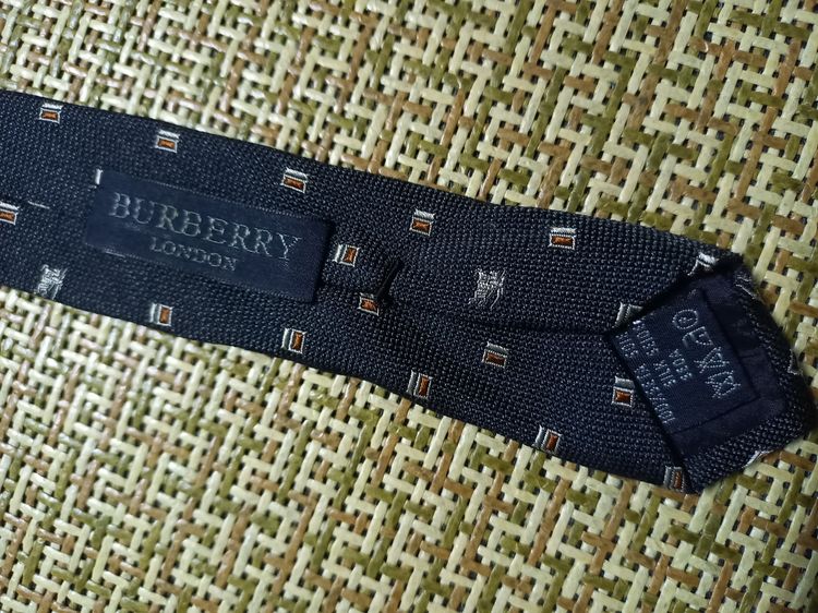 เน็คไท Burberry   รูปที่ 5
