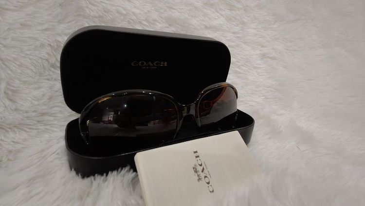 แว่นตากันแดด Coach มือสองสภาพดี รูปที่ 2