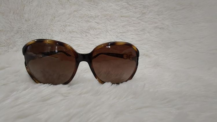 แว่นตากันแดด Coach มือสองสภาพดี รูปที่ 3