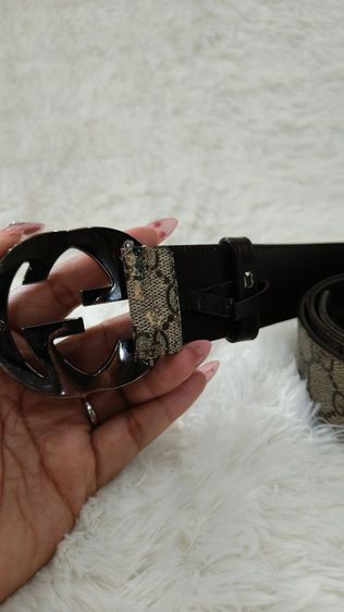เข็มขัด Gucci สาย หนังแคนวาส มือสอง หนังมีสีเฟด รูปที่ 4