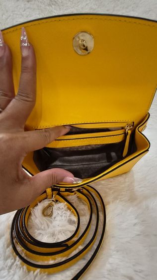 กระเป๋าสะพายยาวได้ Michael kors สีเหลืองมาสตาด 2ใบแม่ลูก รูปที่ 8