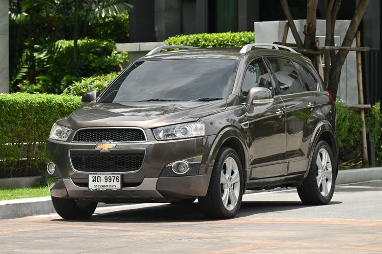 รถ Chevrolet Captiva 2.4 LTZ 4WD สี น้ำตาล
