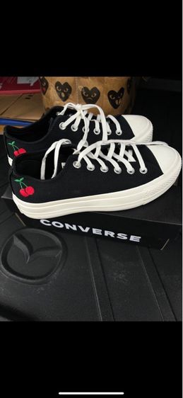  รองเท้า converse cherry lemited