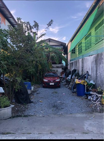 ต้องการขายที่ดิน 20 ตารางวา อยู่ ในการเคหะ ฉลองกรุงอยู่ หนองจอก ตำบล ลำผักชี  ที่ดิน ถมแล้ว ลงเสาเข็มแล้ว ต้องการขาย ราคา   990,000 บาท รูปที่ 4