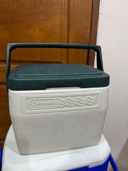 กระติก  กระติกน้ำแข็ง ปิกนิค แคมป์้ ยี่ห้อ Coleman  5272 USA  สภาพใหม่มาก