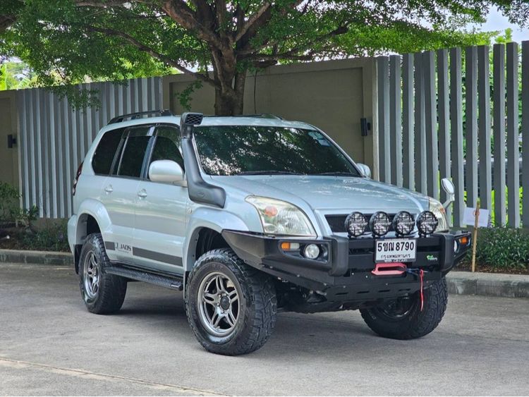 Toyota Land Cruiser Prado 2004 3.0 D4D 4WD ดีเซล เกียร์อัตโนมัติ บรอนซ์เงิน
