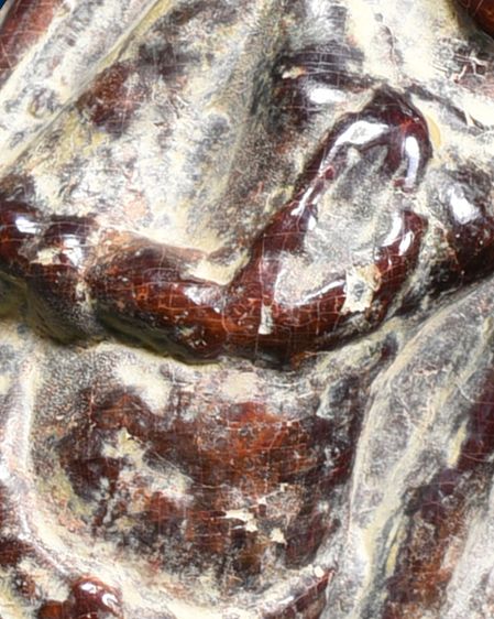 สวยมาก❗ให้เช่าพระบ้าน พระร่วงยึนหลังรางปืน กรุวัดพระศรีมหาธาตุ ลพบุรี เนื้อสนิมแดง มีไขขาว แตกเส้นใยแมงมุม รูปที่ 16