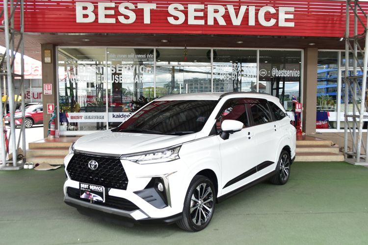 รถ Toyota Veloz 1.5 Premium สี ขาว