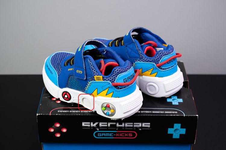 รองเท้าเด็กมือ 2 Skechers รองเท้าเด็กผู้ชาย Boys Gametronix Shoes - Air-Cooled Memory Foam รูปที่ 3