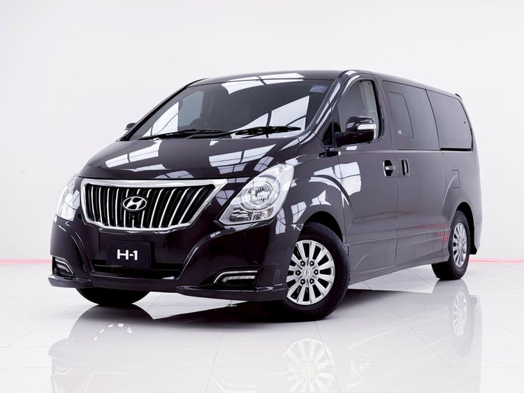 Hyundai H-1  2018 2.5 Deluxe Utility-car ดีเซล ไม่ติดแก๊ส เกียร์อัตโนมัติ น้ำตาล
