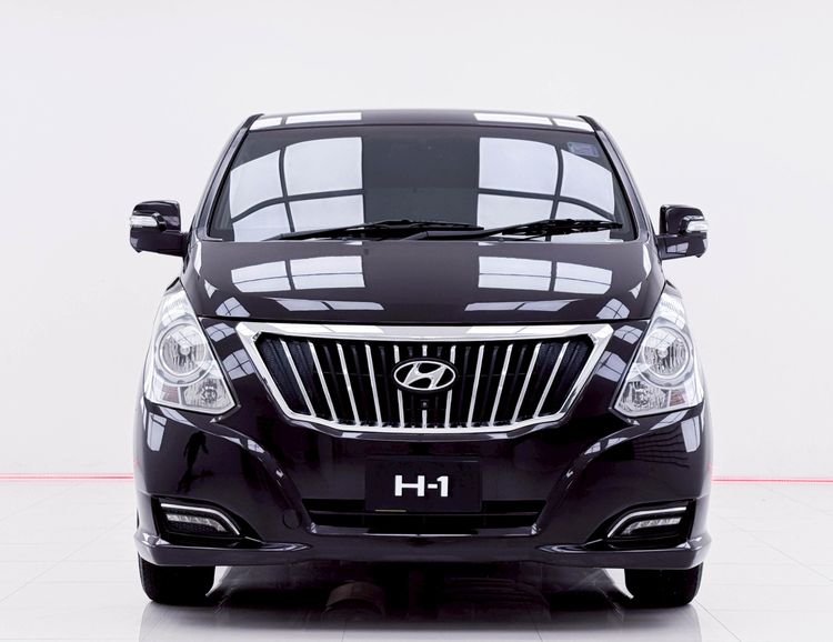 Hyundai H-1  2018 2.5 Deluxe Utility-car ดีเซล ไม่ติดแก๊ส เกียร์อัตโนมัติ น้ำตาล รูปที่ 3