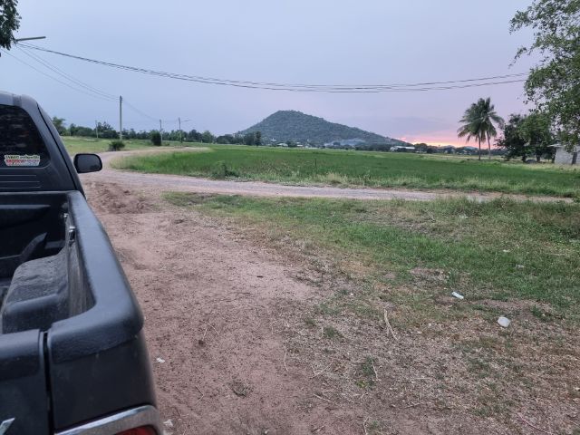 ไม่ใช่ ขาย​ที่ดิน​ 2ไร่​1งาน98วา​หน้าสวนนก​ชัยนาท​ วิวเขาสวยมากฟิล​ต่างประเทศ​ สิ่งอำนวยความสะดวก​ครบ​ รูปที่ 4