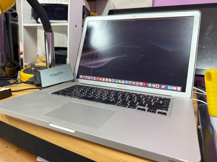 มีตำหนิ MacBook Pro จอใหญ่ 15นิ้ว i7 ปี2011