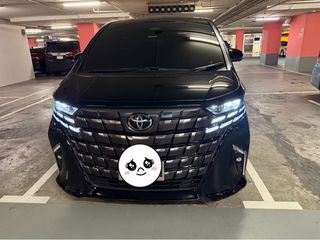 Toyota Alphard 2.5 HEV Luxury รถศูนย์โตโยต้าป้ายแดงออกเดือนมกราคม 2025 ไม่มีชนใบ 6000 กิโลเมตร