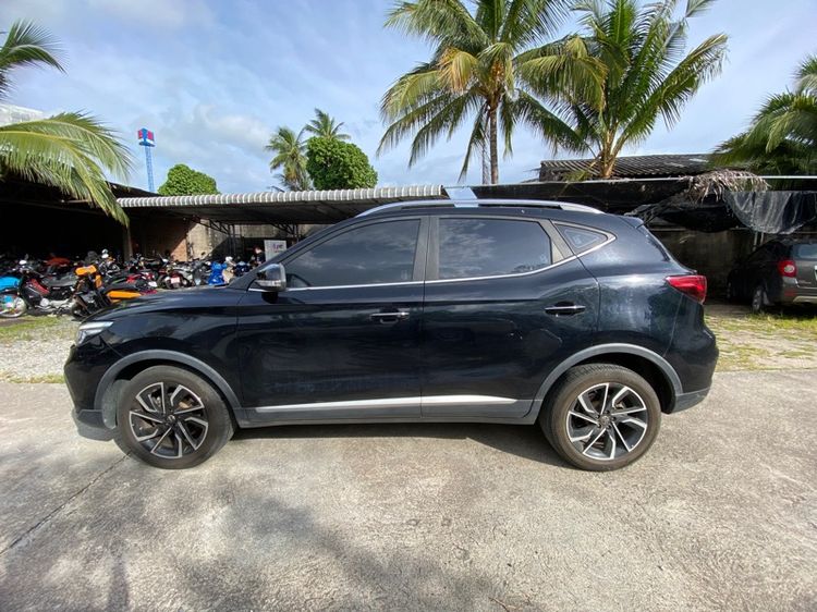 MG ZS 2023 1.5 X Utility-car เบนซิน ไม่ติดแก๊ส เกียร์อัตโนมัติ ดำ รูปที่ 3