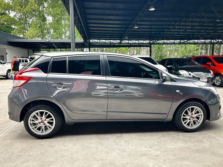 Toyota Yaris 2013 1.2 E Sedan เบนซิน เกียร์อัตโนมัติ เทา รูปที่ 4