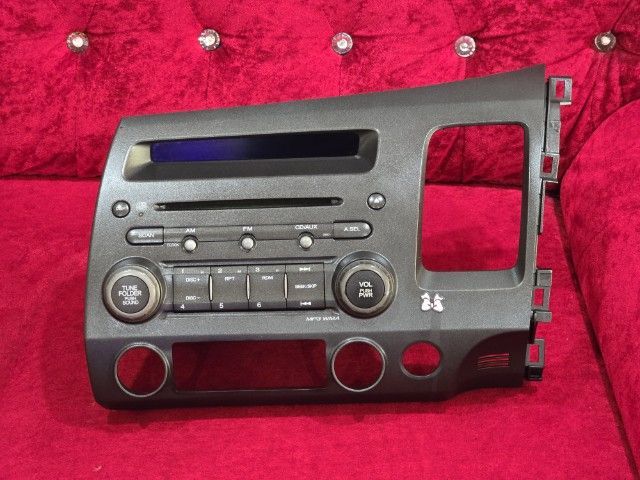 วิทยุเดิม แท้ Civic FD ปี 2010 สภาพสวย ใช้งานได้ปกติ