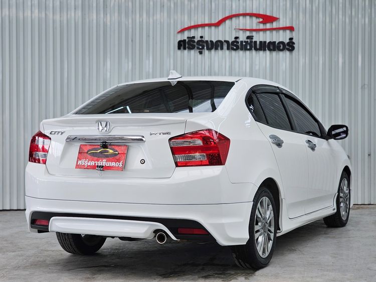 Honda City 2012 1.5 Sv i-VTEC Sedan เบนซิน ไม่ติดแก๊ส เกียร์อัตโนมัติ ขาว รูปที่ 4