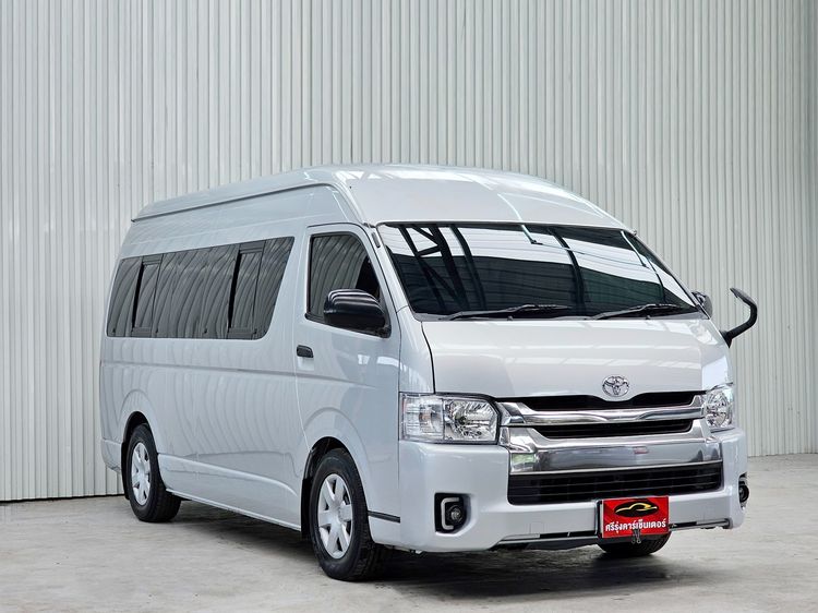 Toyota Commuter 2012 2.5 Van ดีเซล ไม่ติดแก๊ส เกียร์ธรรมดา เทา รูปที่ 3