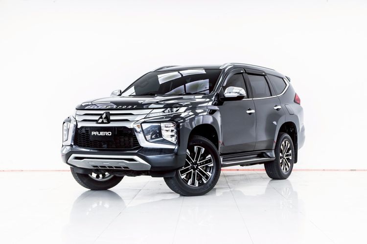 รถ Mitsubishi Pajero Sport 2.4 GT Premium สี เทา