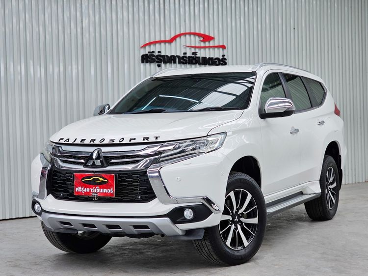 รถ Mitsubishi Pajero Sport 2.4 GT Premium สี ขาว