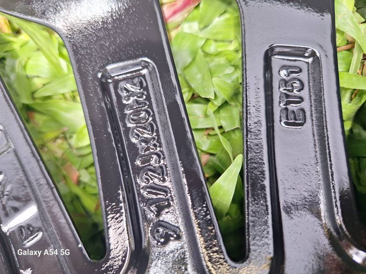 ขายล้อเบ็นซ์ Benz E-Class W214 AMG แท้ ลายก้านถี่ ขอบ20" ใส่ Benz ได้หลายรุ่น รูปที่ 7