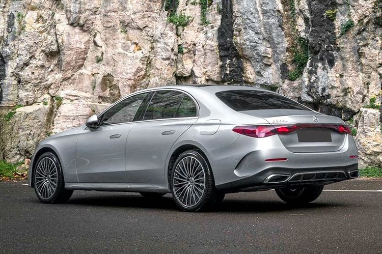 ขายล้อเบ็นซ์ Benz E-Class W214 AMG แท้ ลายก้านถี่ ขอบ20" ใส่ Benz ได้หลายรุ่น รูปที่ 11