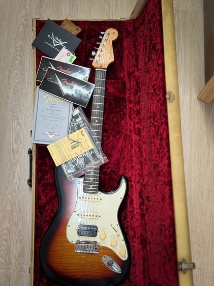 Fender Custom Shop Deluxe Stratocaster ปี2011 รูปที่ 5