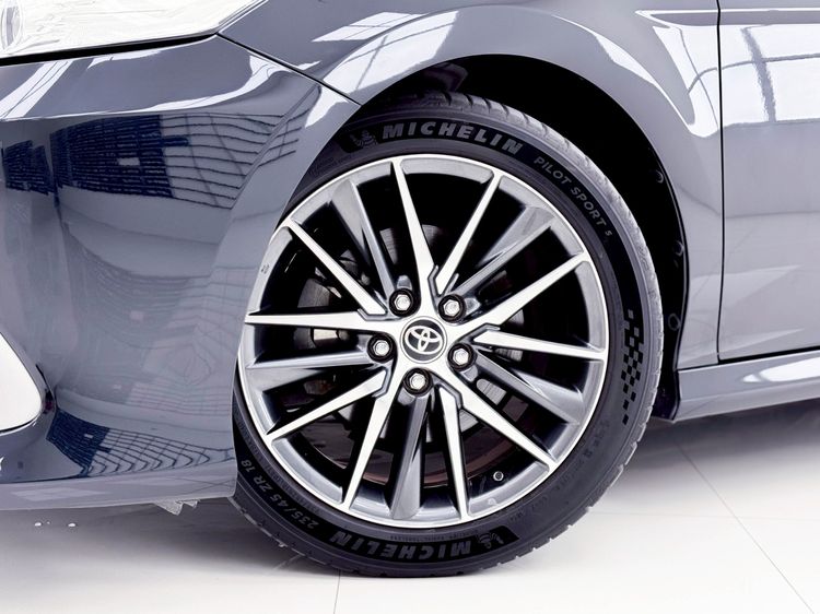 Toyota Camry 2022 2.5 Premium Sedan เบนซิน ไม่ติดแก๊ส เกียร์อัตโนมัติ ดำ รูปที่ 4