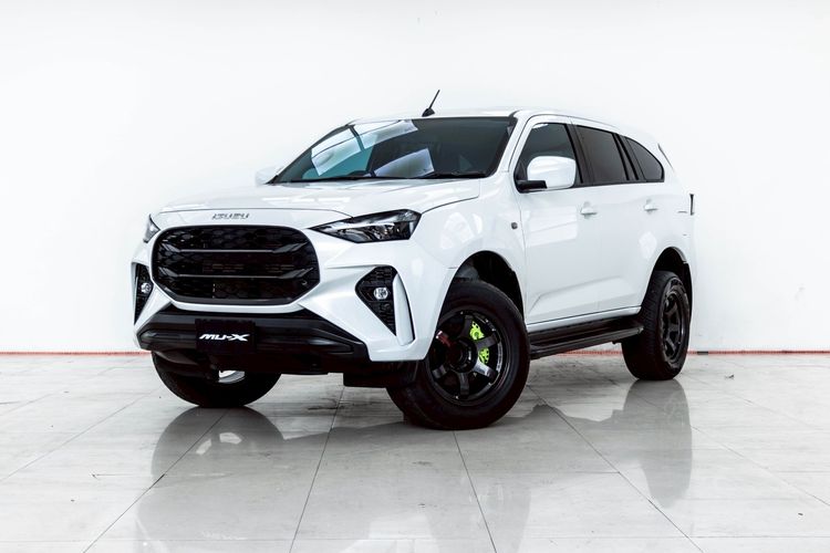 รถ Isuzu รุ่นอื่นๆ รุ่นย่อยอื่นๆ สี ขาว