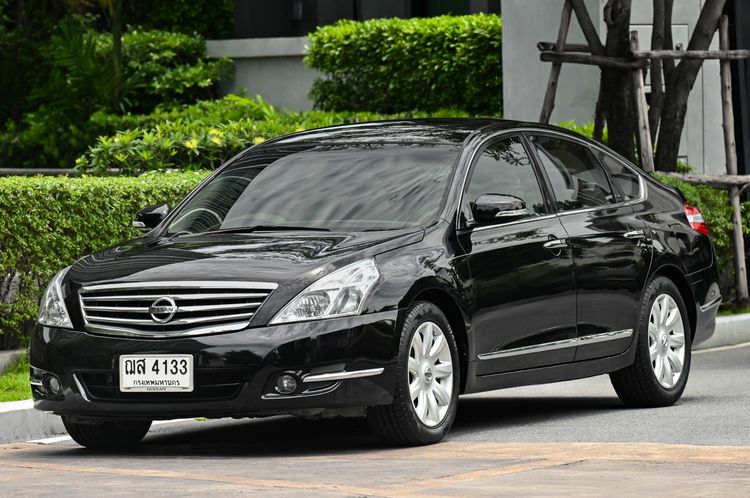 รถ Nissan Teana 2.5 250 XV สี ดำ
