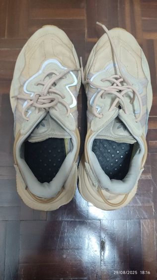 รองเท้าผ้าใบ Adidas Ozweego มือสอง รูปที่ 3