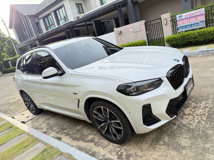 BMW X3 2022 2.0 xDrive30e M Sport 4WD Utility-car ปลั๊กอินไฮบริด (PHEV) ไม่ติดแก๊ส เกียร์อัตโนมัติ ขาว รูปที่ 3
