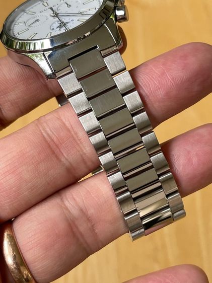 GUCCI G Timeless Bee Chronograph 38 mm Unisex Watch Stainless Steel White Dial YA126472 รูปที่ 11