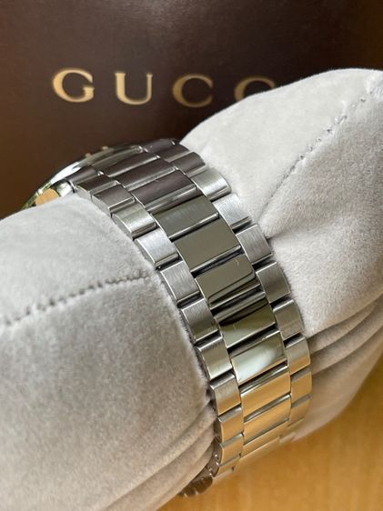 GUCCI G Timeless Bee Chronograph 38 mm Unisex Watch Stainless Steel White Dial YA126472 รูปที่ 6
