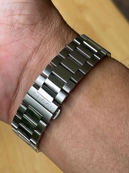 GUCCI G Timeless Bee Chronograph 38 mm Unisex Watch Stainless Steel White Dial YA126472 รูปที่ 17