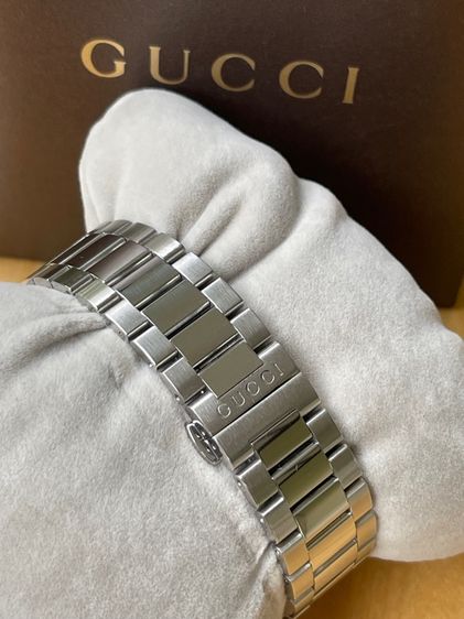 GUCCI G Timeless Bee Chronograph 38 mm Unisex Watch Stainless Steel White Dial YA126472 รูปที่ 7