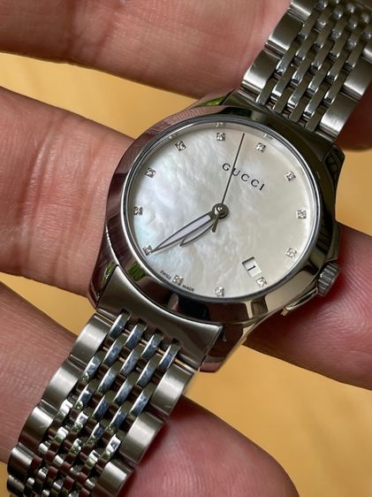 GUCCI G Timeless 27 mm Mother of Pearl Diamond Lady Watch White Dial YA126504 รูปที่ 8