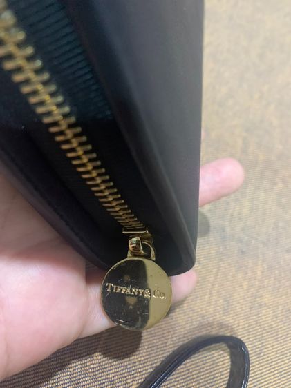 ขายกระเป๋าสตางค์ Authentic NEW Tiffany Co. Black Calfskin Leather Large Long Zippy Wallet รูปที่ 4