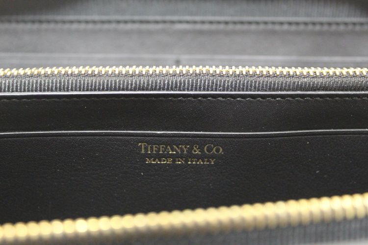 ขายกระเป๋าสตางค์ Authentic NEW Tiffany Co. Black Calfskin Leather Large Long Zippy Wallet รูปที่ 12