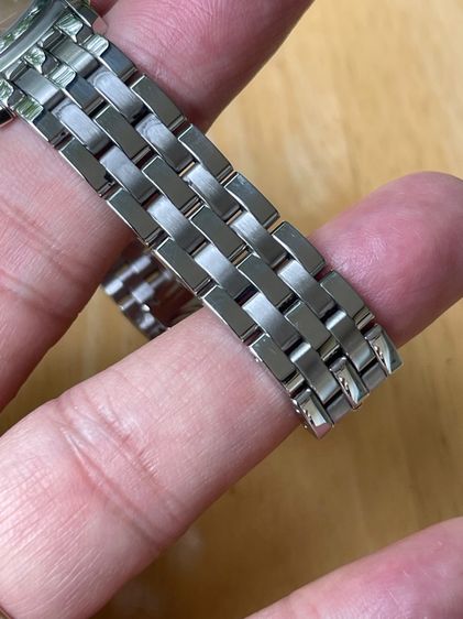 GUCCI Round face Watches 5500L Quartz Black Dial Women's SS รูปที่ 9