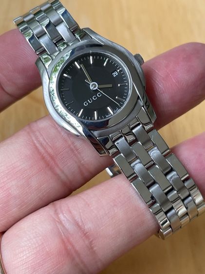 GUCCI Round face Watches 5500L Quartz Black Dial Women's SS รูปที่ 8