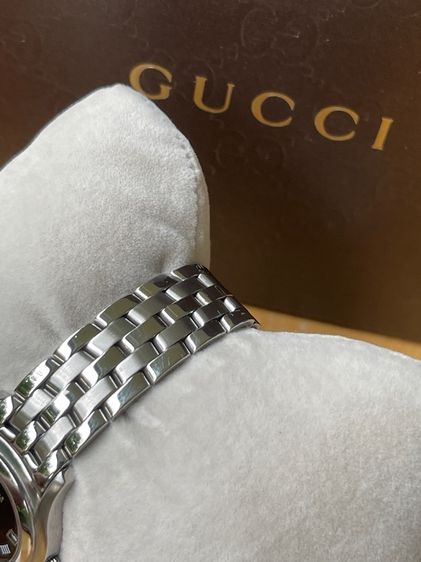 GUCCI Round face Watches 5500L Quartz Black Dial Women รูปที่ 3
