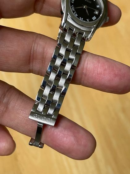 GUCCI Round face Watches 5500L Quartz Black Dial Women รูปที่ 7