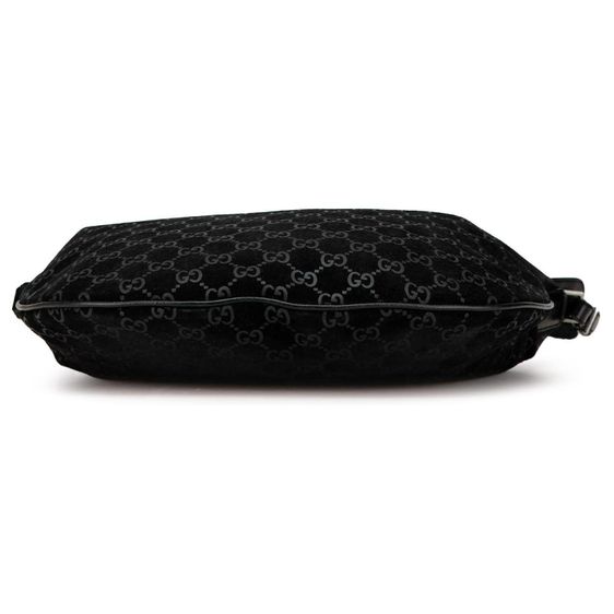 ขายกระเป๋าสะพาย Gucci Black GG Suede Hobo รูปที่ 3