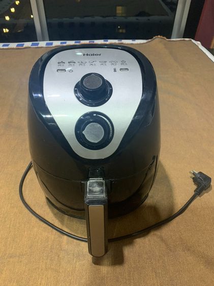 ขายHaier Airfryer 2.5 litre ไฮเออร์ หม้อทอดไร้น้ำมัน หม้อทอดไร้มัน หม้อทอดไม่ใช้น้ำมัน หม้อทอดไฟฟ้า หม้อทอดไฟฟ้าไร้น้ำมัน มือสอง