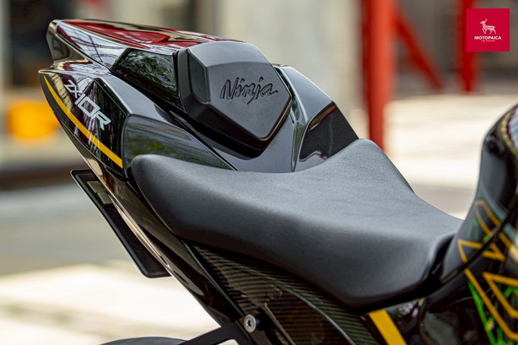 Kawasaki Ninja ZX-10R ปี2021 ท่อAkrapovic ล้อมาเชส แต่งสี่แสน รูปที่ 18